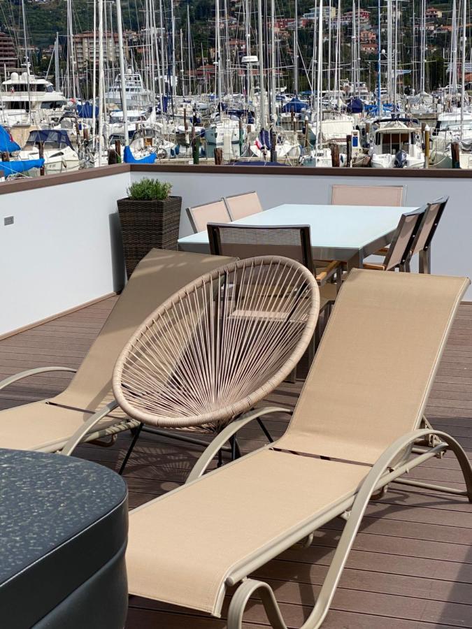 Floating House Blue Moon Villa Portorož Kültér fotó