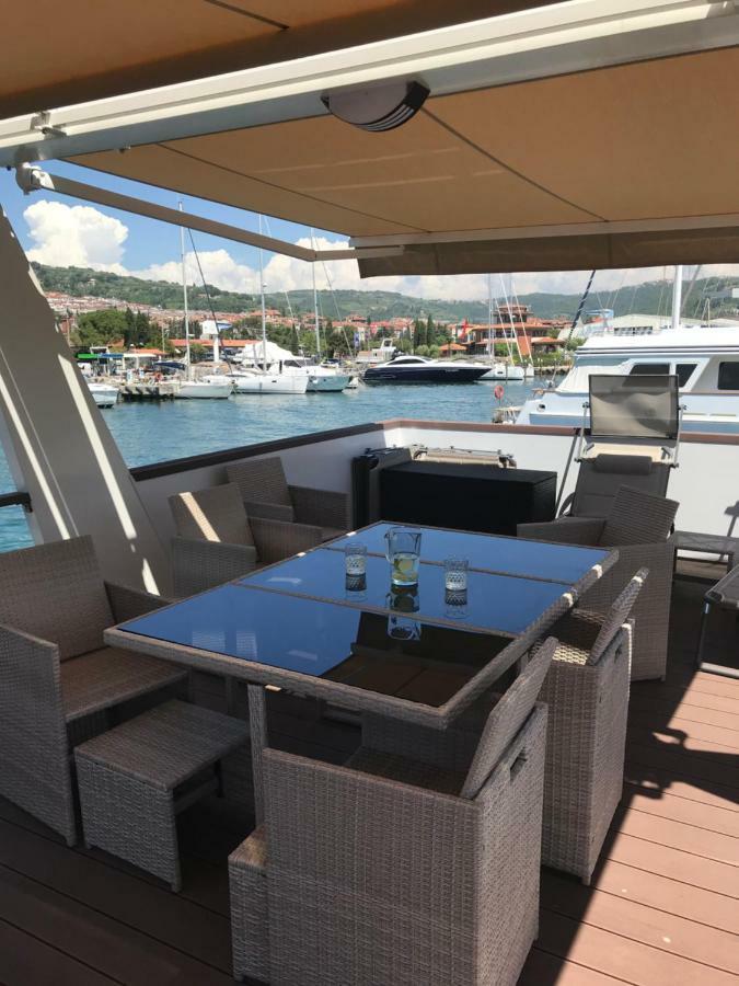Floating House Blue Moon Villa Portorož Kültér fotó